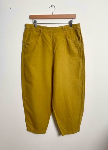 Toast barrel leg - toast,