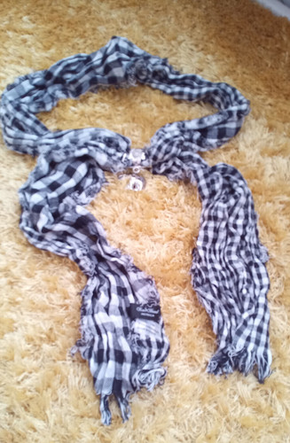 Black white check - &,