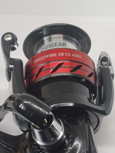New daiwa sweepfire 4000 - cs,