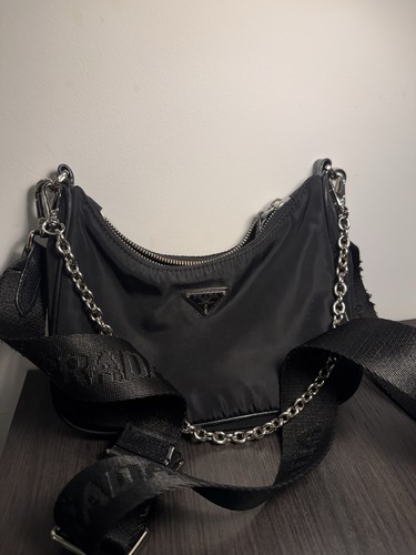 Prada black nylon shoulder bag - black,