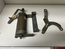 MILLS ANTIQUE SLOT MACHINE