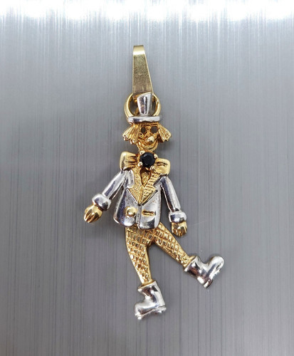 Vintage 9ct gold sapphire - &,