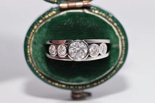 Art Deco Style Round Lab