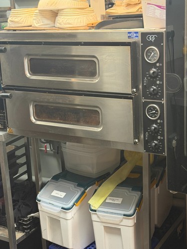 Italian ggf pizza oven - pizza,