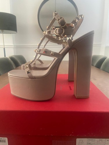 Valentino garavani rockstud - valentino, garavani,