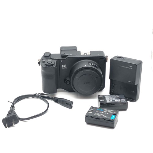 Sigma quattro mirrorless - quattro,