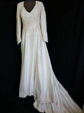 Sassi Holford Wedding dress UK