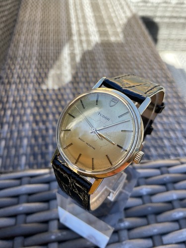 Tudor 9ct gold - 9ct, wind