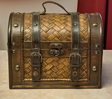 Rustic Wooden Dome Trunk