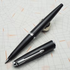Parker 45 Arrow Black Fountain