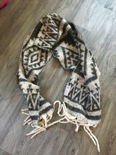 ladies soft warm scarf/shawl by matalan