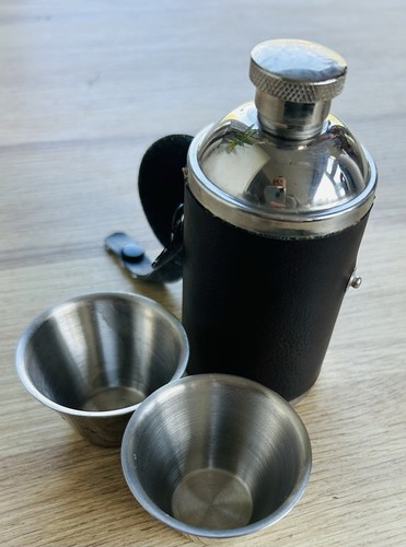 Hip flask hunting shooting - flask,