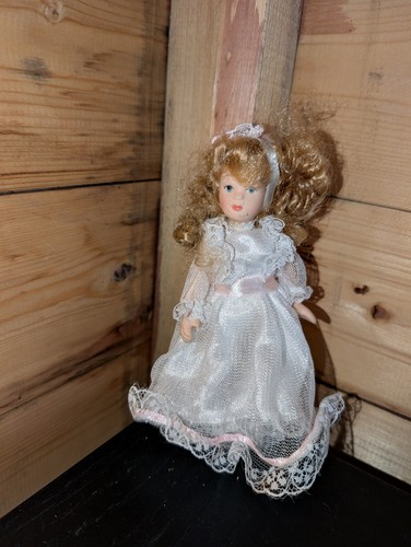 Small haunted doll - haunted, claire