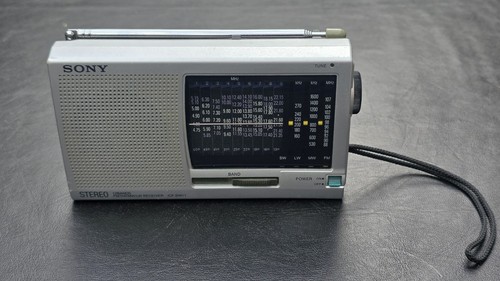 Sony icf sw11 - 12-band, world