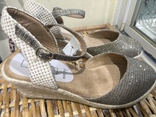 SPARKLY WEDGE SANDALS GENEROUS