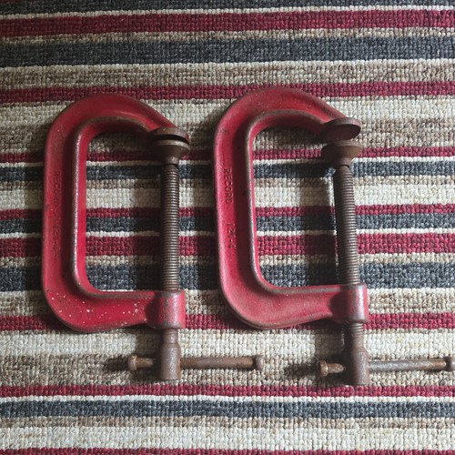 Red record 121 - red, heavy