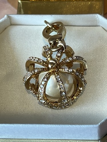 Juicy couture gold crown - juicy,