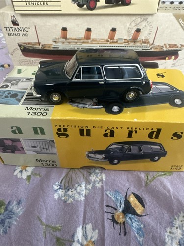 Vanguards die cast morris - vanguards,