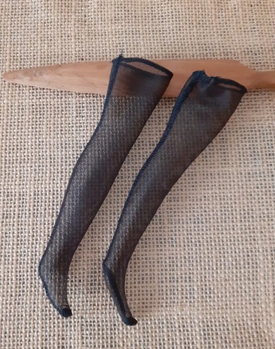 Vintage barbie dolls - dolls, black