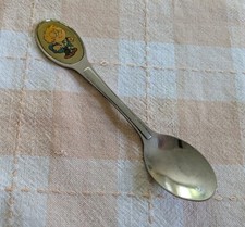 Vintage 1996 Tetley Tea Folk