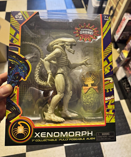 Lanard alien xenomorph drone - lanard,