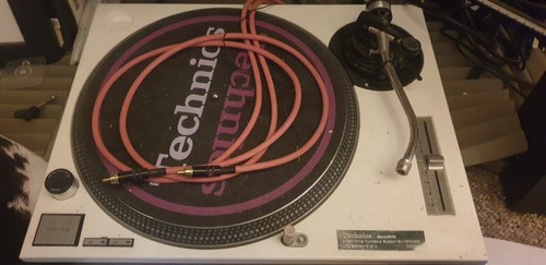 Technics white sl 1210mk2 - technics,