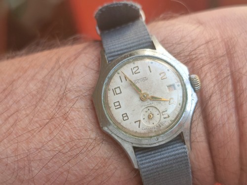 Vostok chchz 2605 mens manual - 2605,