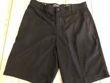 MEN'S NIKE GOLF SHORTS SIZE 32" WAIST BLACK