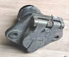  Clang Trailer  Plug Socket - Heavy Duty 3 Pin Metal - 0-477-46