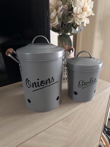 Large grey metal - grey,
