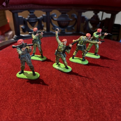 Britains super deetail - britains,