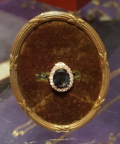 Antique jewellery display - antique,