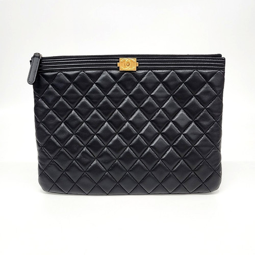 Chanel black quilted leather - black,