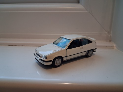 Gama vauxhall opel - 1/43,