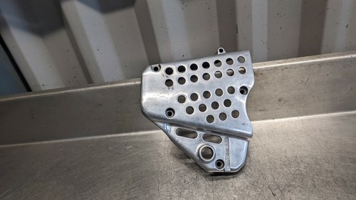 Suzuki gsxr750 front sprocket - suzuki,