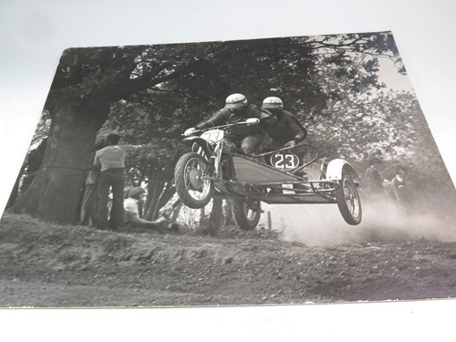 Vintage large photo board - on,