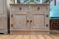 Jaycee Carved Limed-Oak