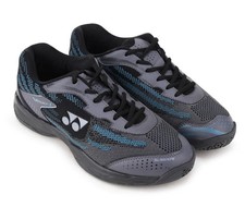 Yonex V200 I Badminton Shoes Size 8