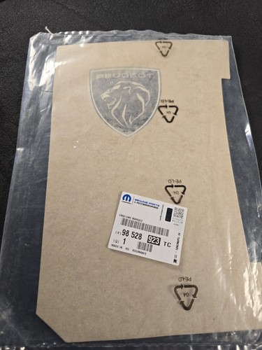 Lion logo emblem left - "lion, wing