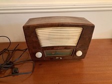 VINTAGE RADIO RENTALS MODEL 216 BAKELITE VALVE RADIO UNTESTED