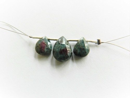 Ruby zoisite faceted - zoisite,,