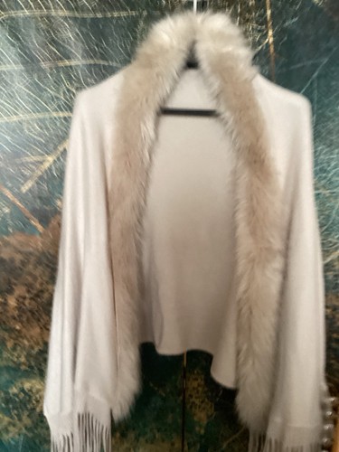 Lovely beige faux - beige, fur