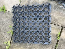 Grass drainage Paving