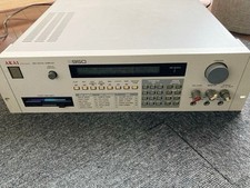 AKAI S950 Vintage 12-Bit