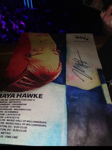 Very rare maya hawke signed - rare,