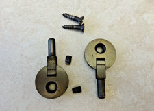 2 Singer Sewing Machine