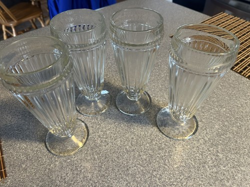 Vtg soda fountain - vtg, glasses