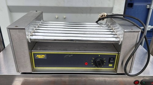 Roller grill rolling hot - rolling,