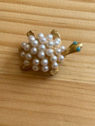 Vintage brooch gold coloured - gold,