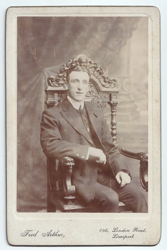 Cabinet card young man - card:,